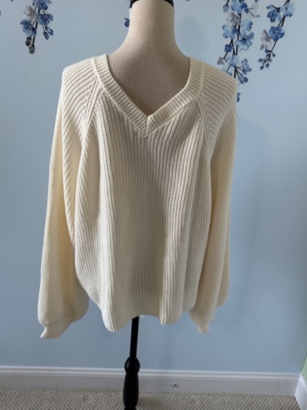 SO Cream V-Neck Ribbed Drawstring Sweater - Picture 5 of 6